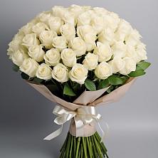 Букет 101 беля роза Белоснежка в Обозерском